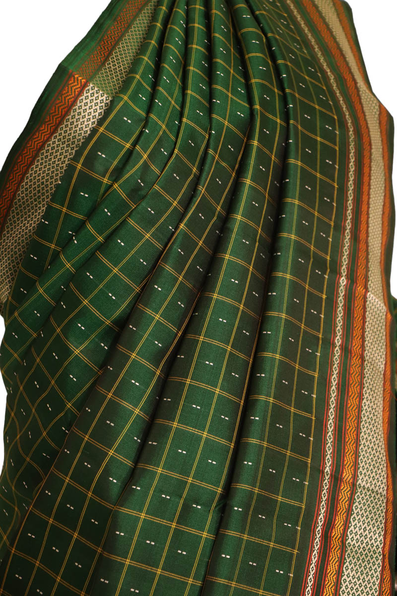 Traditional Thread Weave Kanjeevaram Silk Saree AJ202435