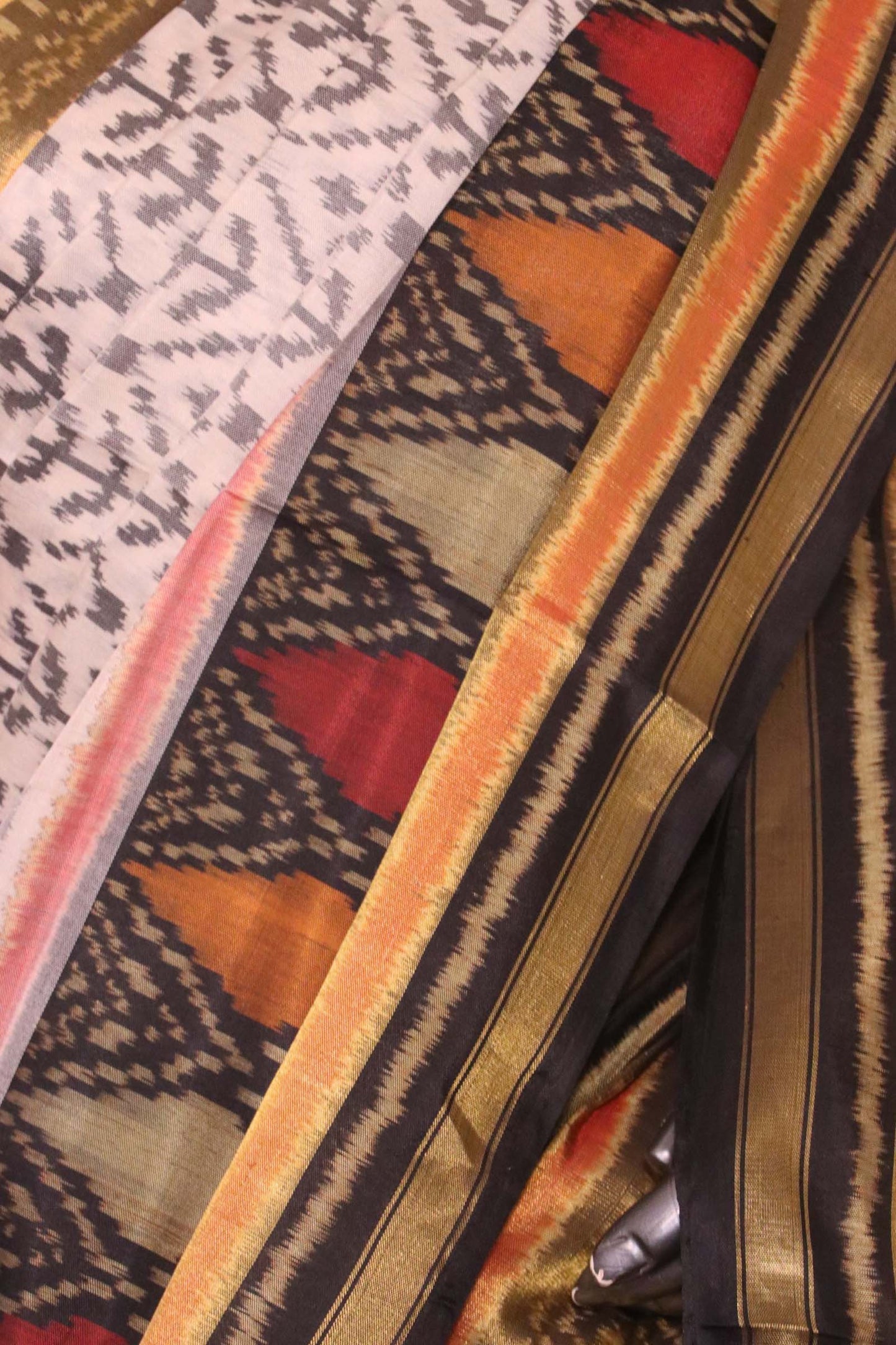 pure handloom patola ikat silk saree al200444