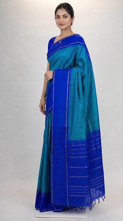 AM202636 - Side View