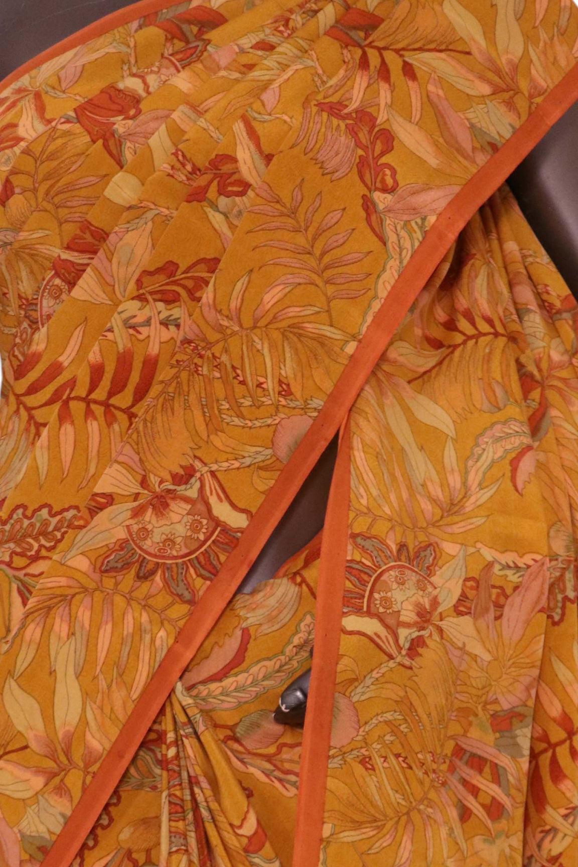 Floral  Pure Crepe Silk Saree AL203268