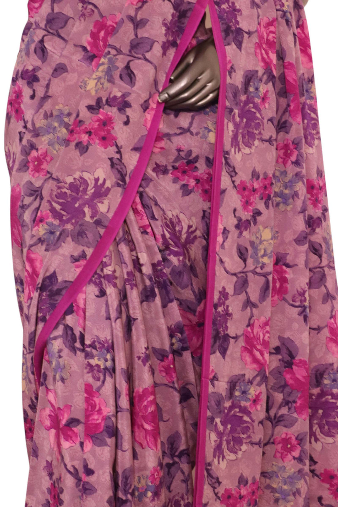 Floral  Pure Crepe Silk Saree AK206234