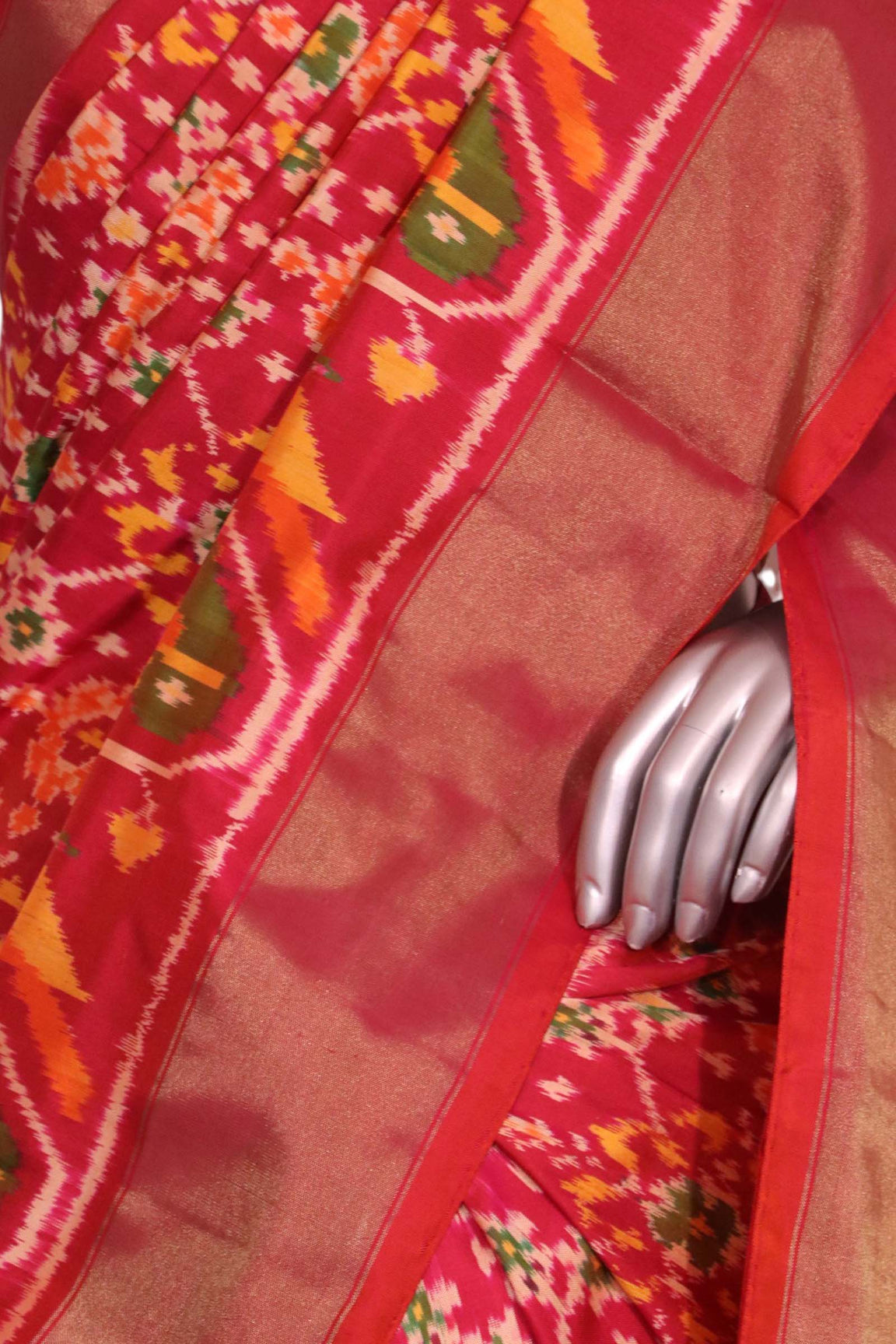 Pure Handloom Patola Ikat Silk Saree AL211724