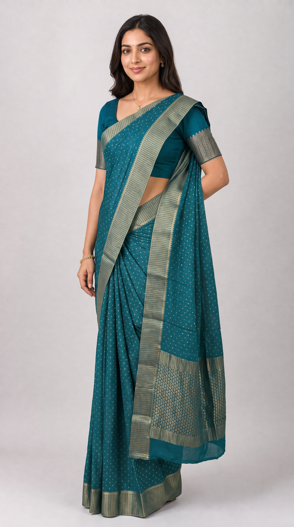 AM200833 - Side View