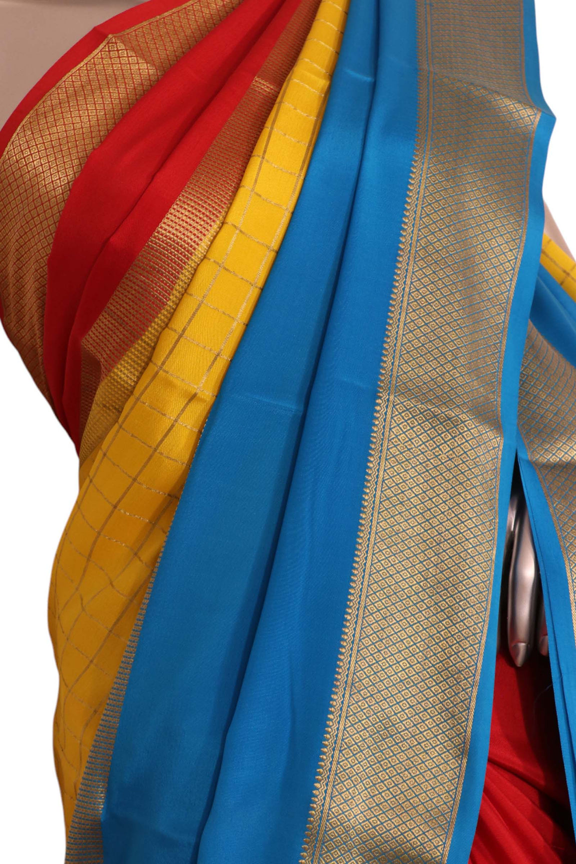Exclusive Veldhari Mysore Crepe Silk Saree AK208635