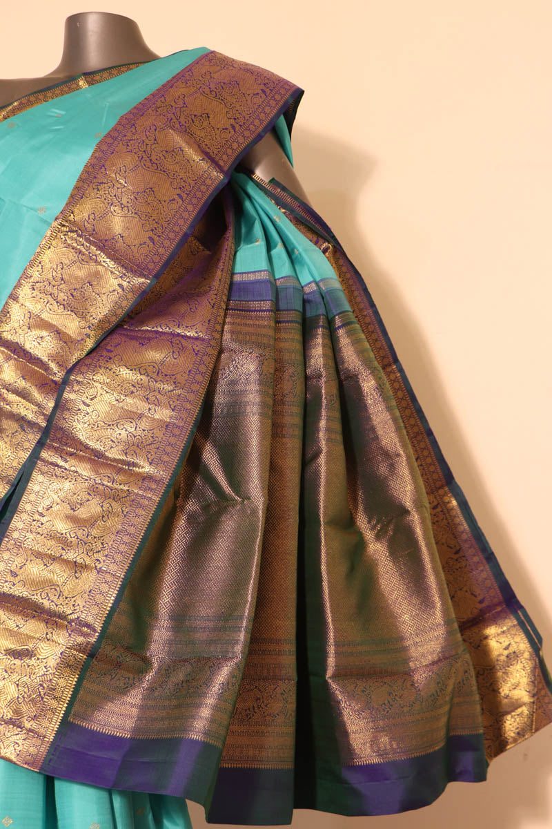 Exquisite Classic Wedding Kanjeevaram Silk Saree AI212857