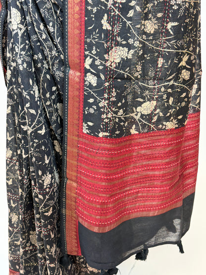 AL209562 - Pallu Image