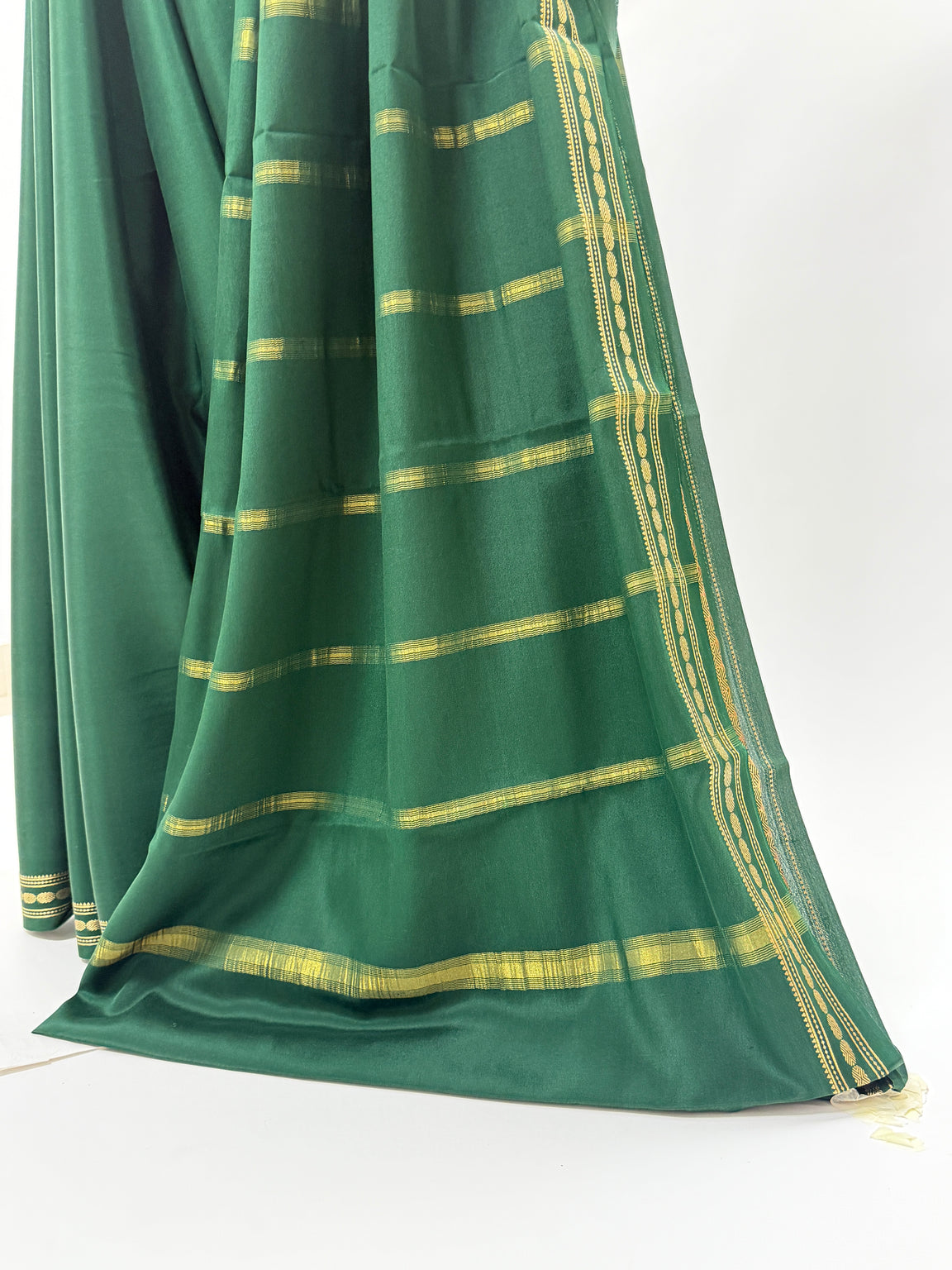 AM202719 - Pallu Image