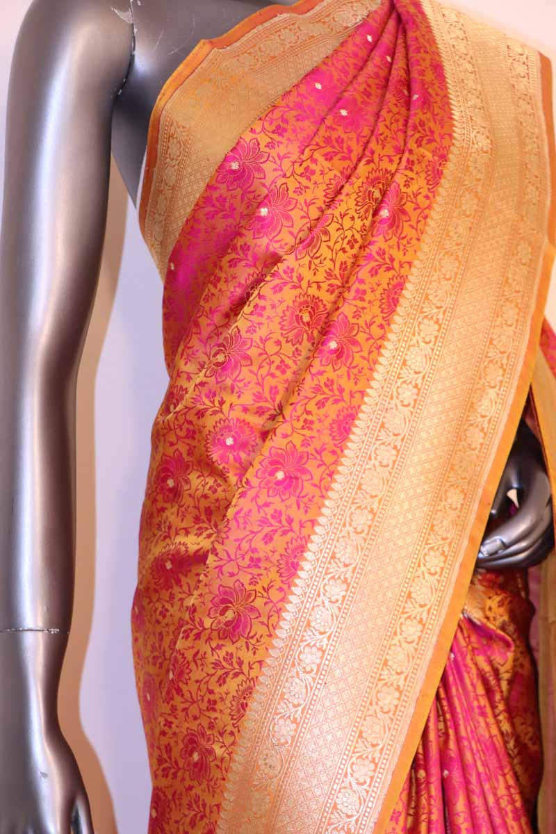 Exclusive Satin Tanchoi Jamawar Silk Saree-Master Weaves AH210760