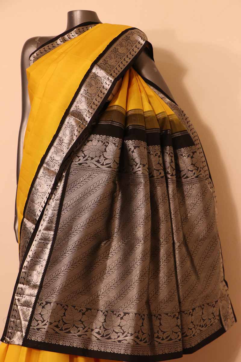 Handloom Kanchipuram Silk Saree AH210722
