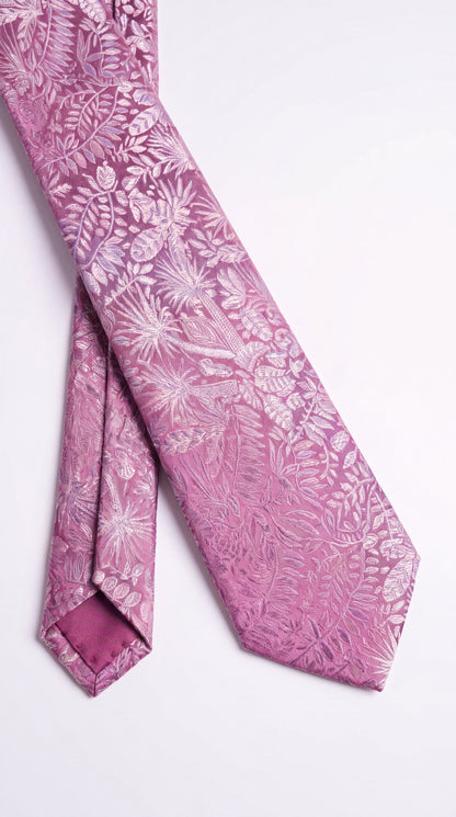 Silk Tie AM201198 - Diagonal Close-Up Detail View