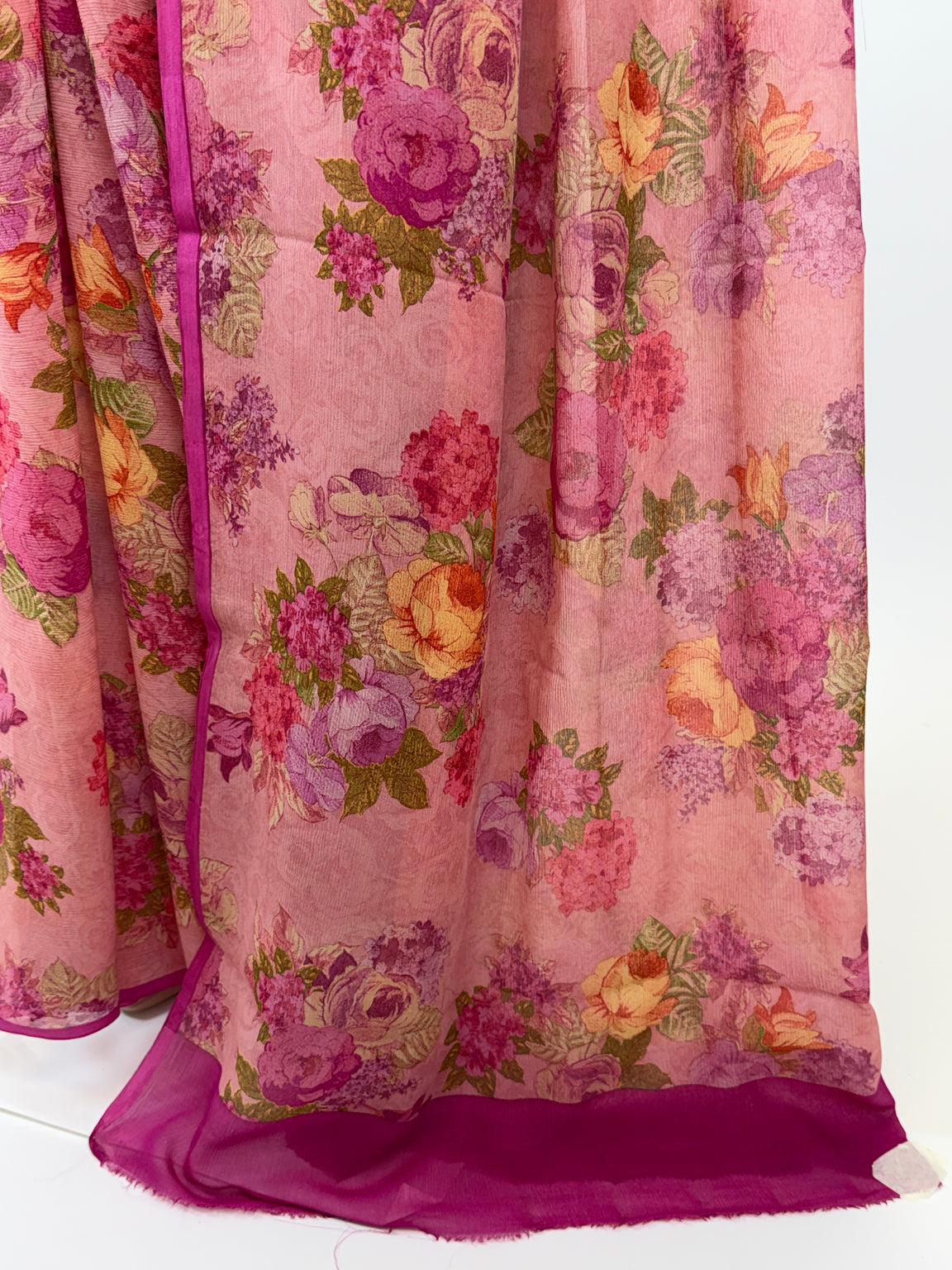 AL200527 - Pallu Image