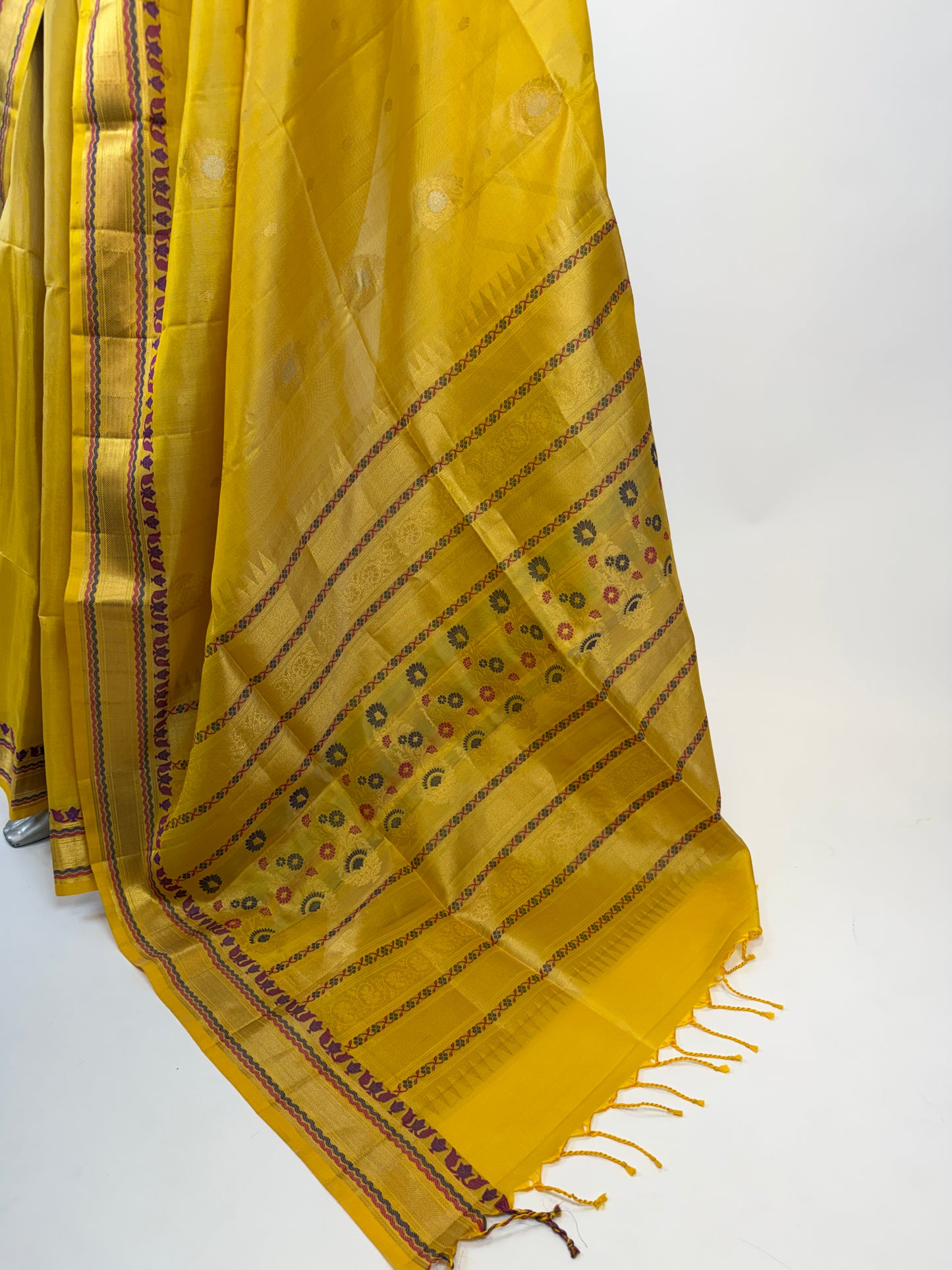 am202454 - pallu image
