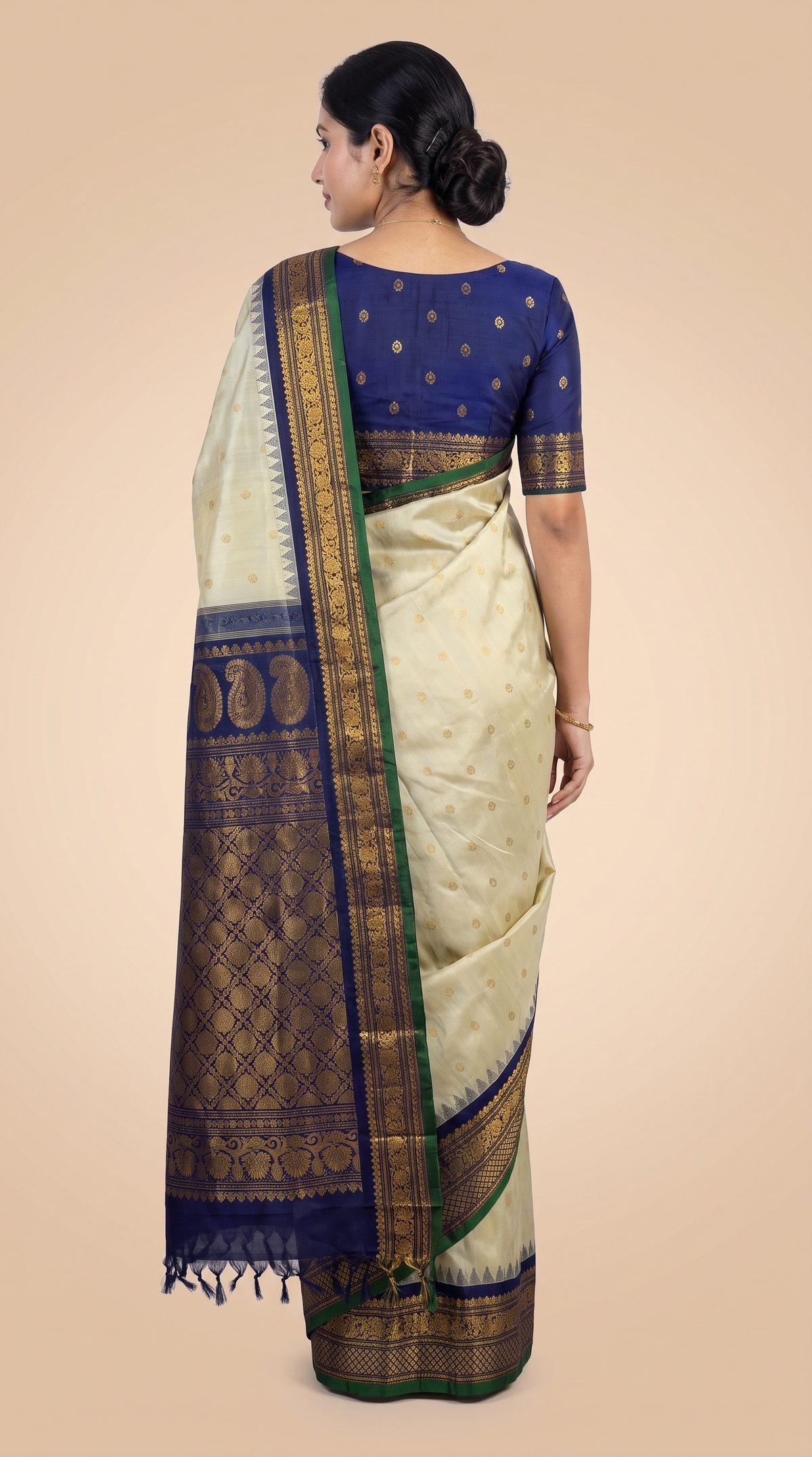 am211515 - back view