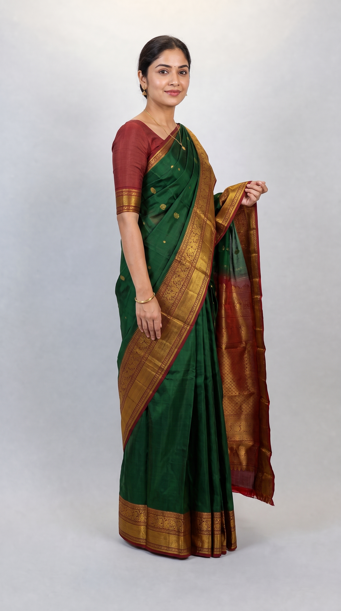 AM201137 - Side View
