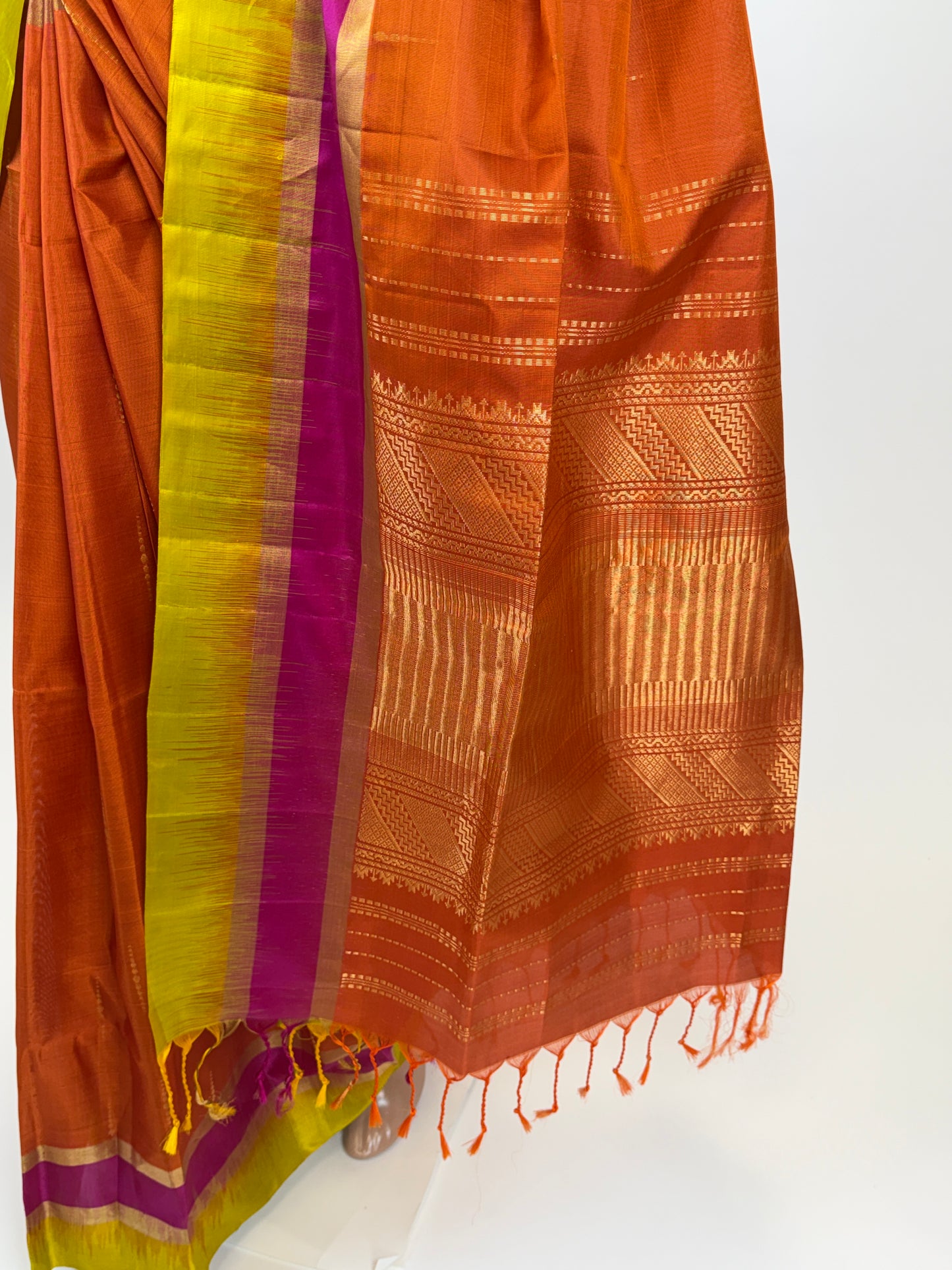 am202423 - pallu image