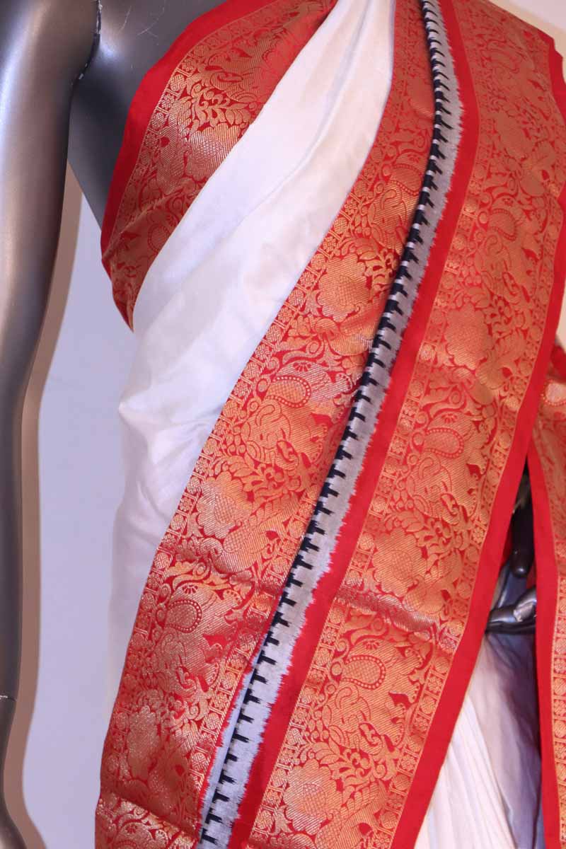 Exquisite Ikat Patola Silk Saree AI202734