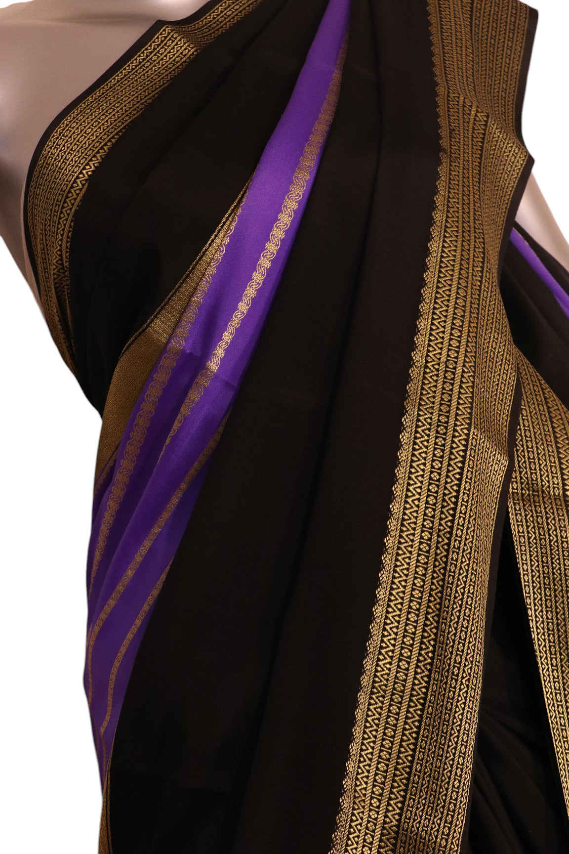 Pure Veldhari Zari Lines Mysore Crepe Silk Saree AK211286