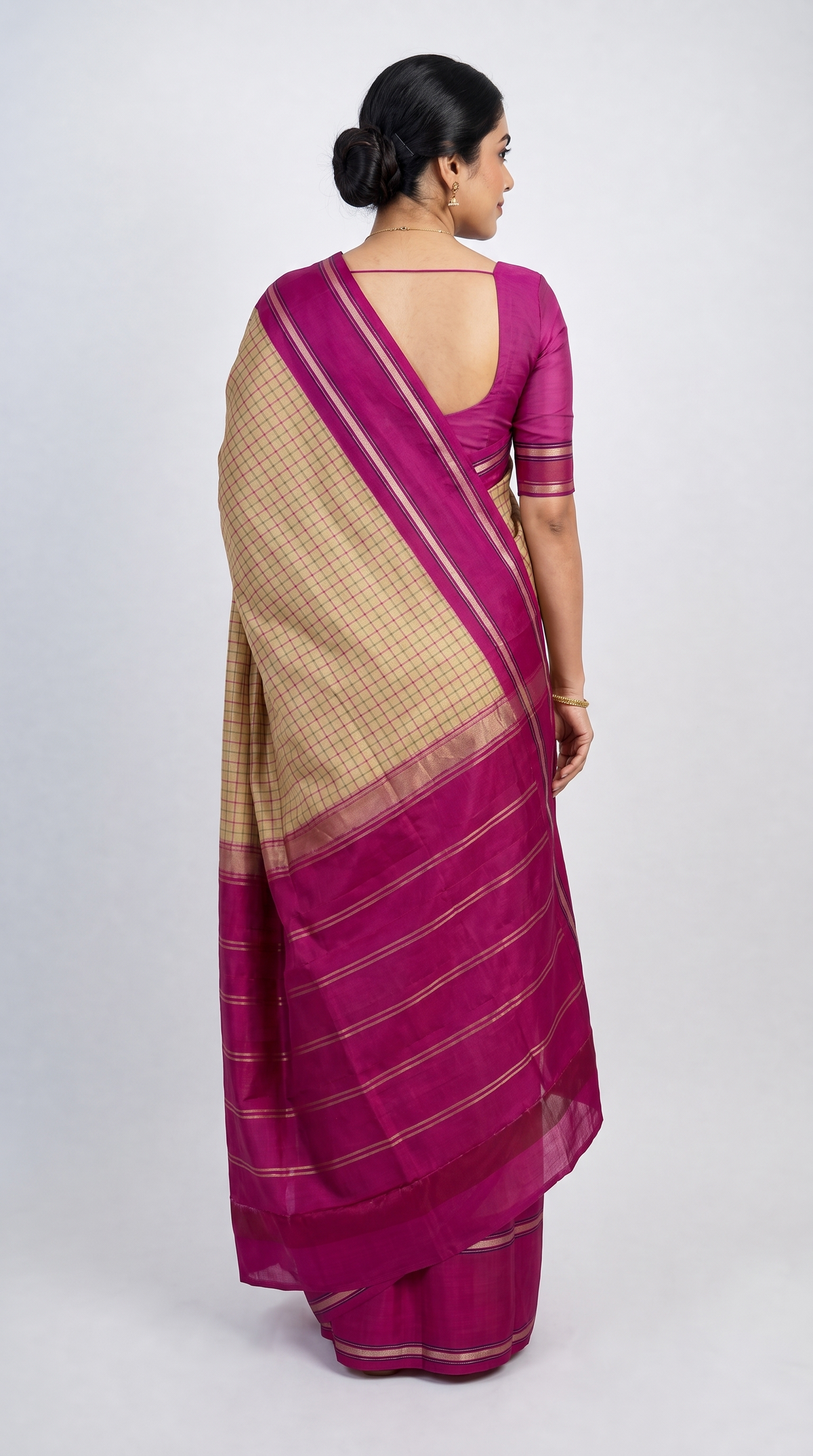 am201524 - back view