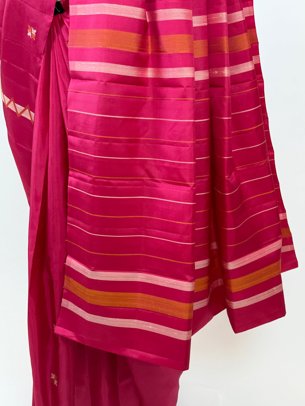 AM202018 - Pallu Image