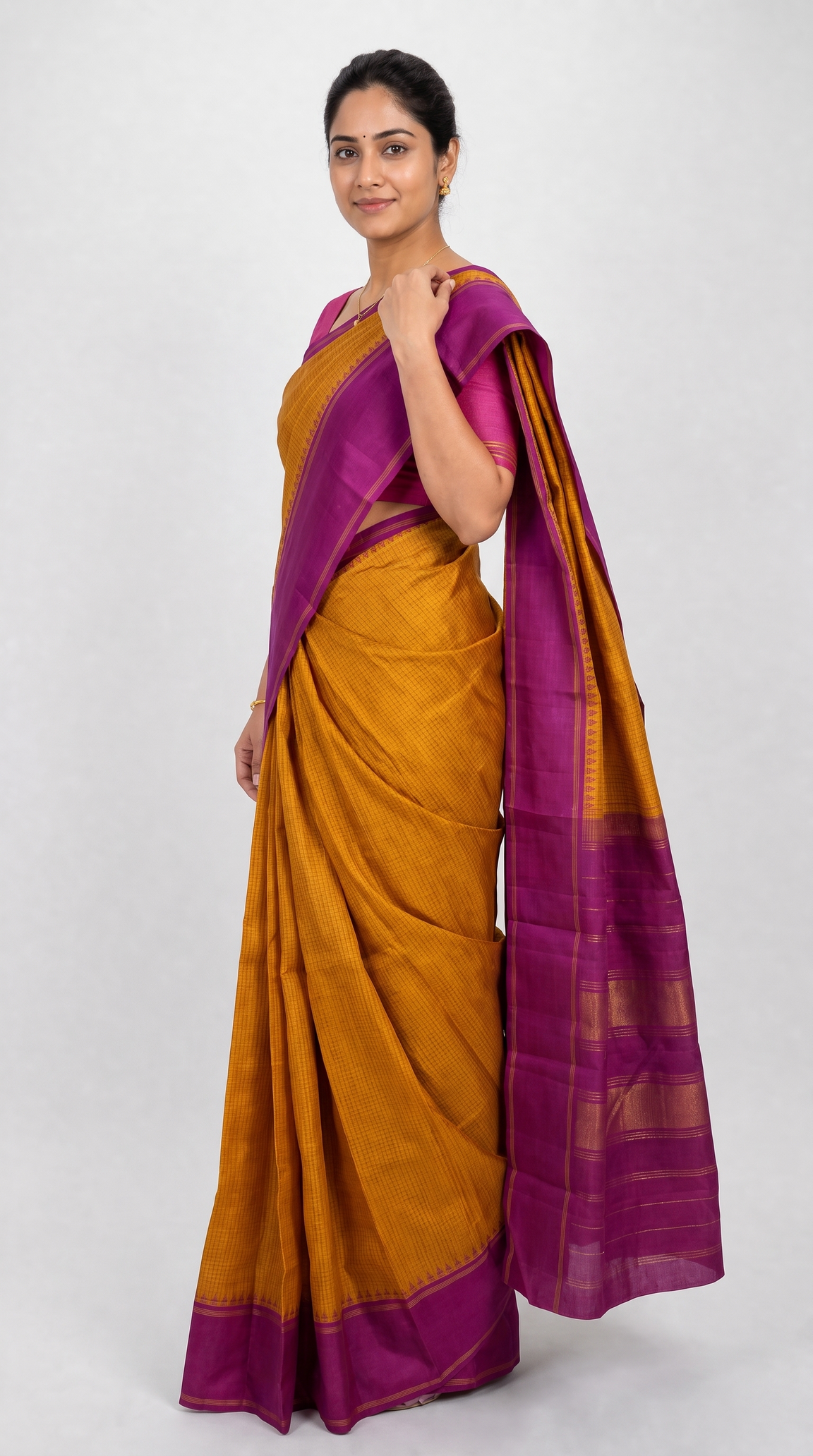 AM201370 - Side View