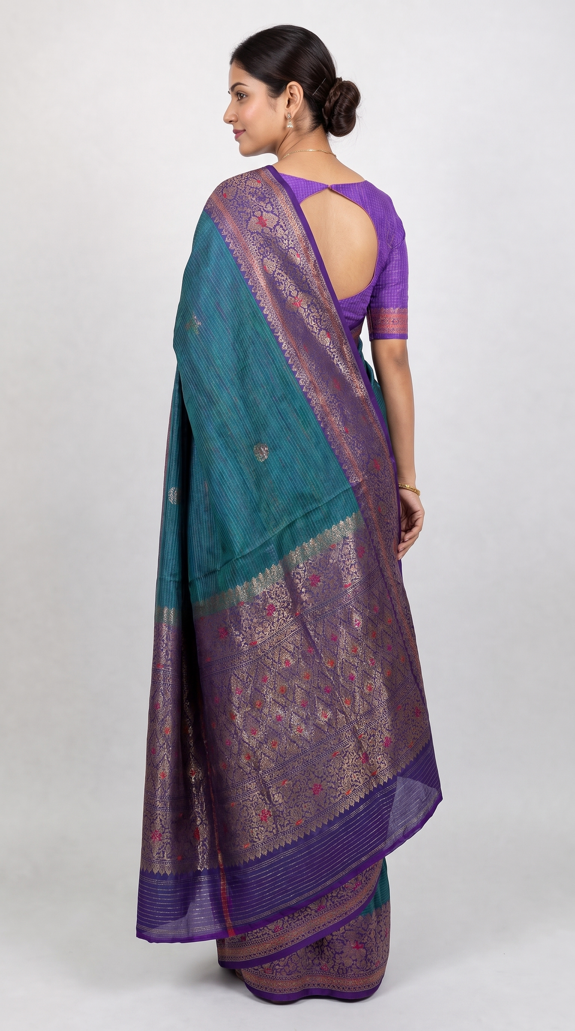 AL206255 - Back View