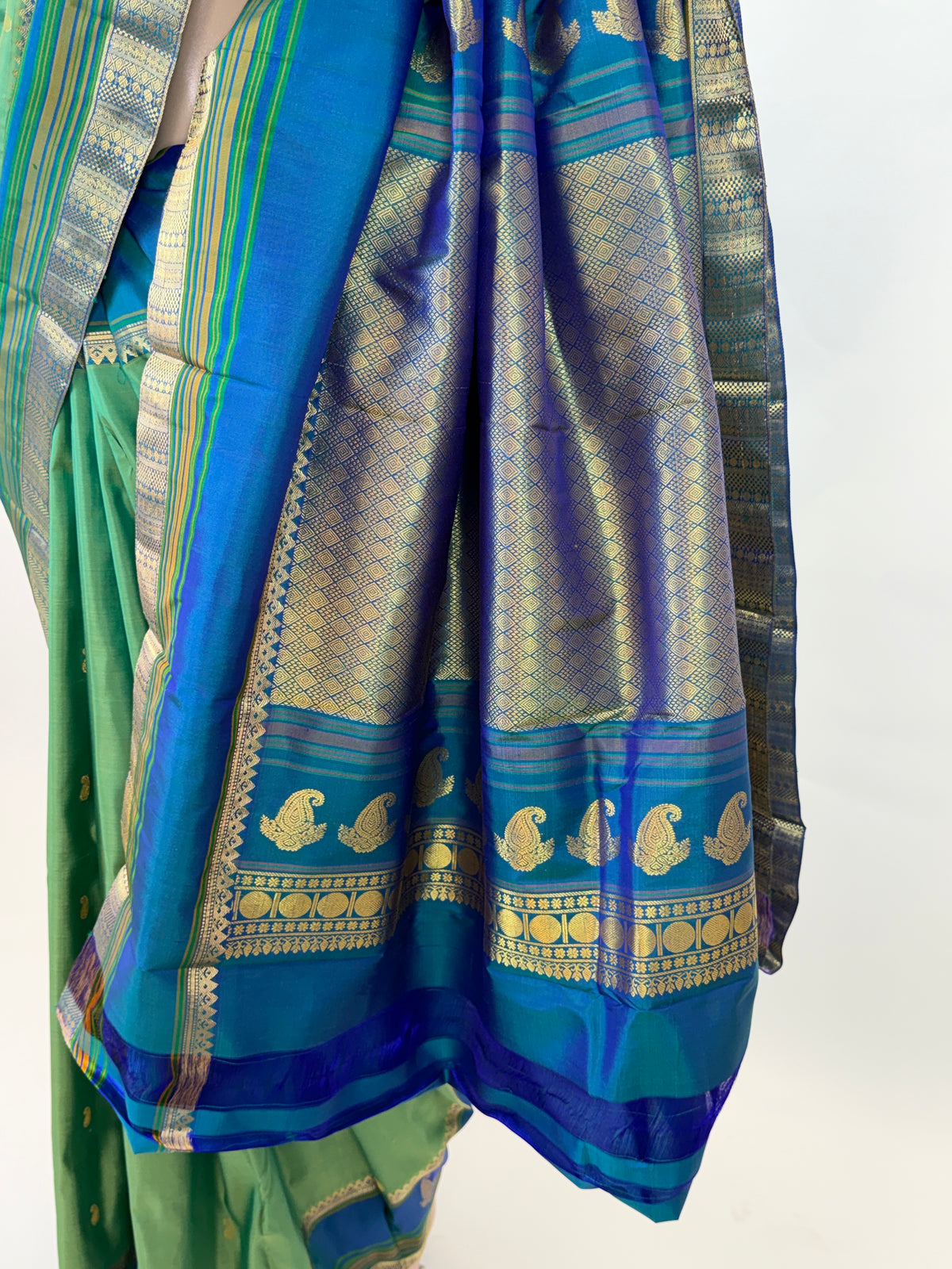 am202586 - pallu image