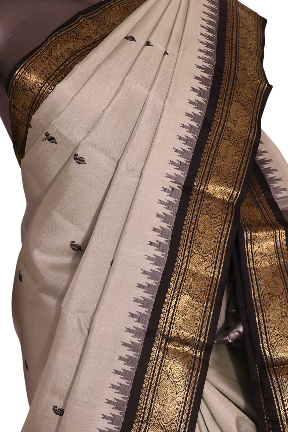 Pure Handloom Kanjeevaram Silk Saree AK211783