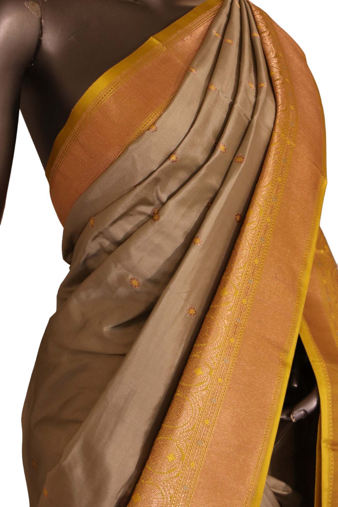 Contrast Classic Wedding Banarasi Silk Saree AJ210278