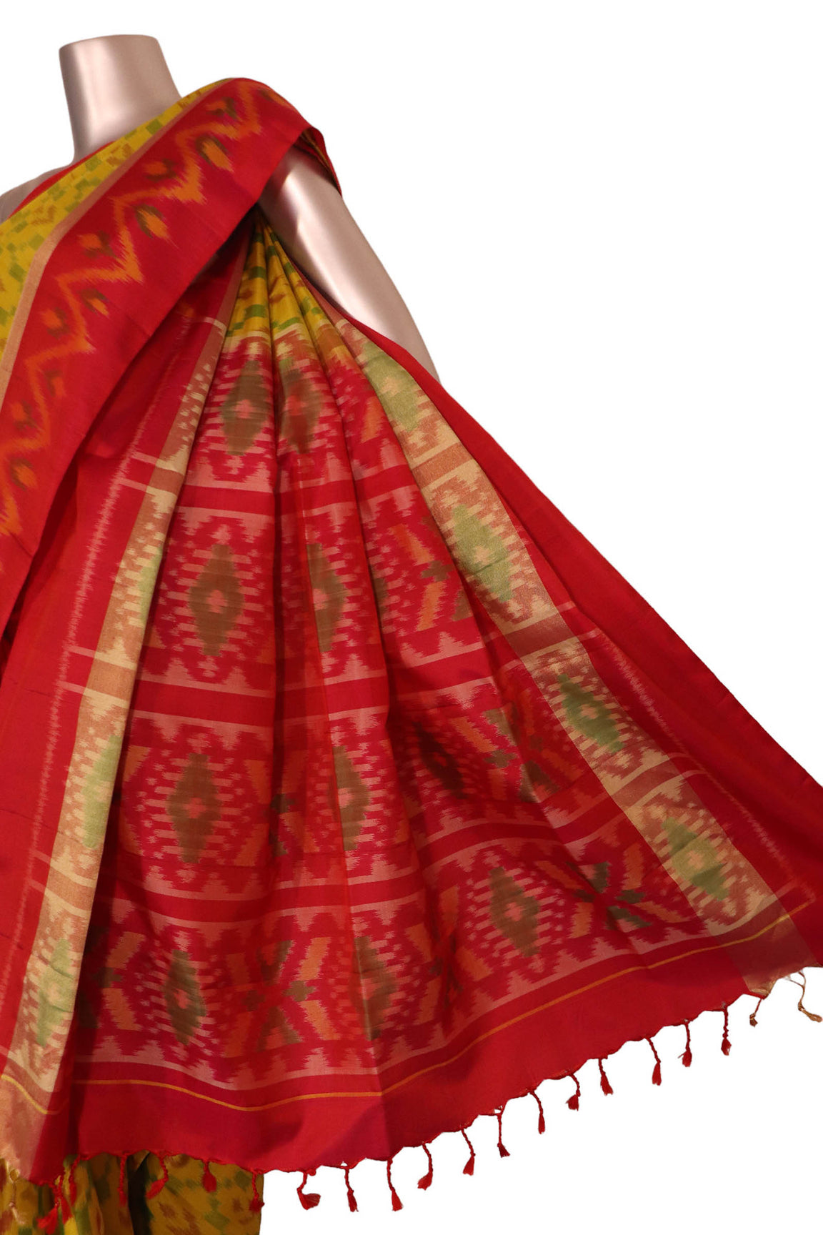 Designer Exclusive Handloom Ikat Soft Silk Saree AK202304