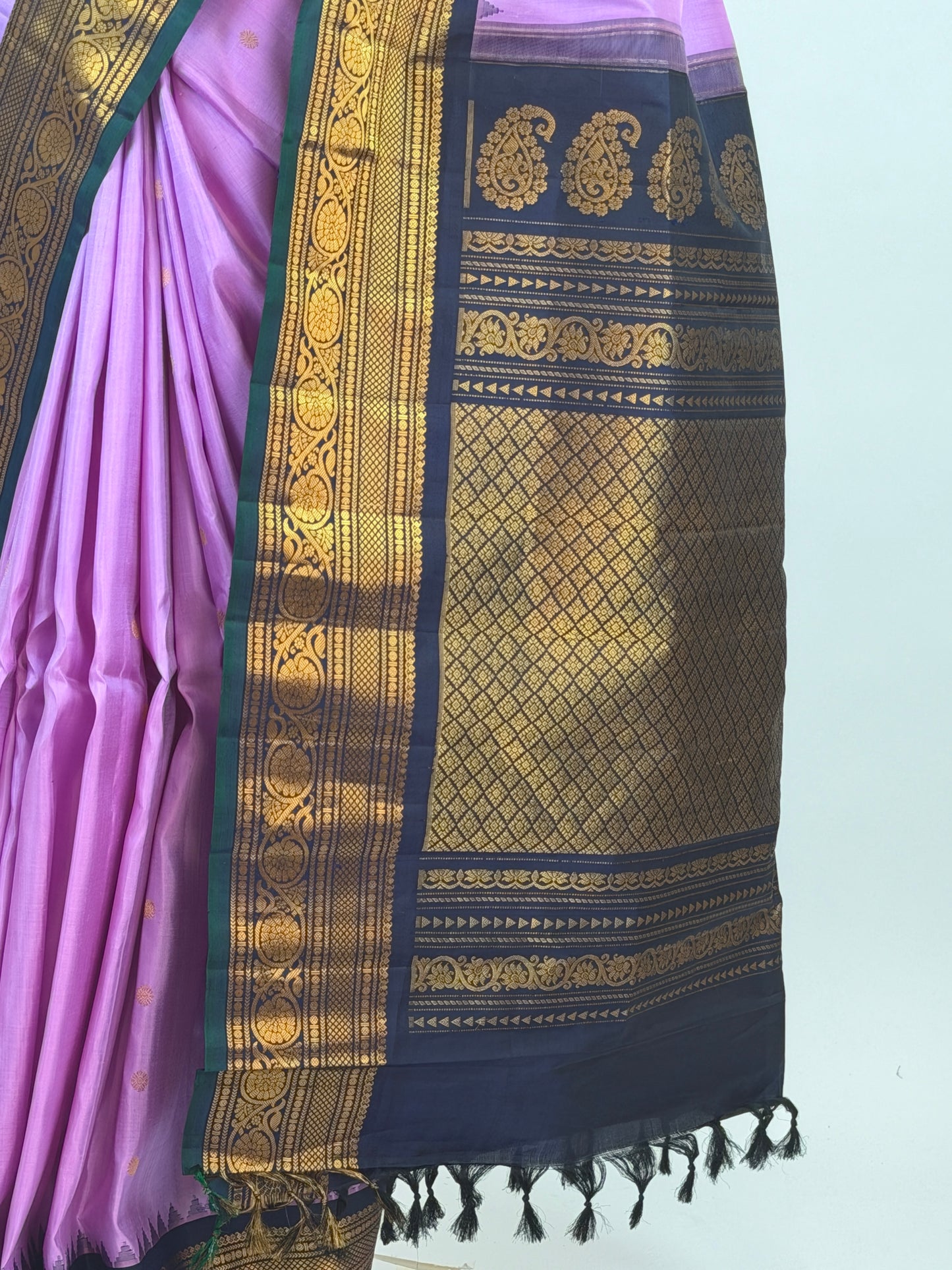 am202742 - pallu image