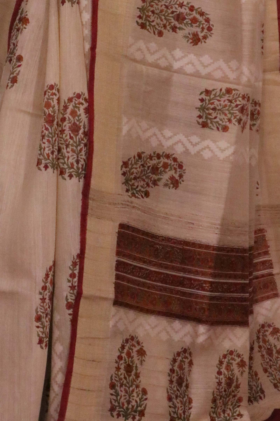 Handloom Pure Tussar Silk Saree AL203732