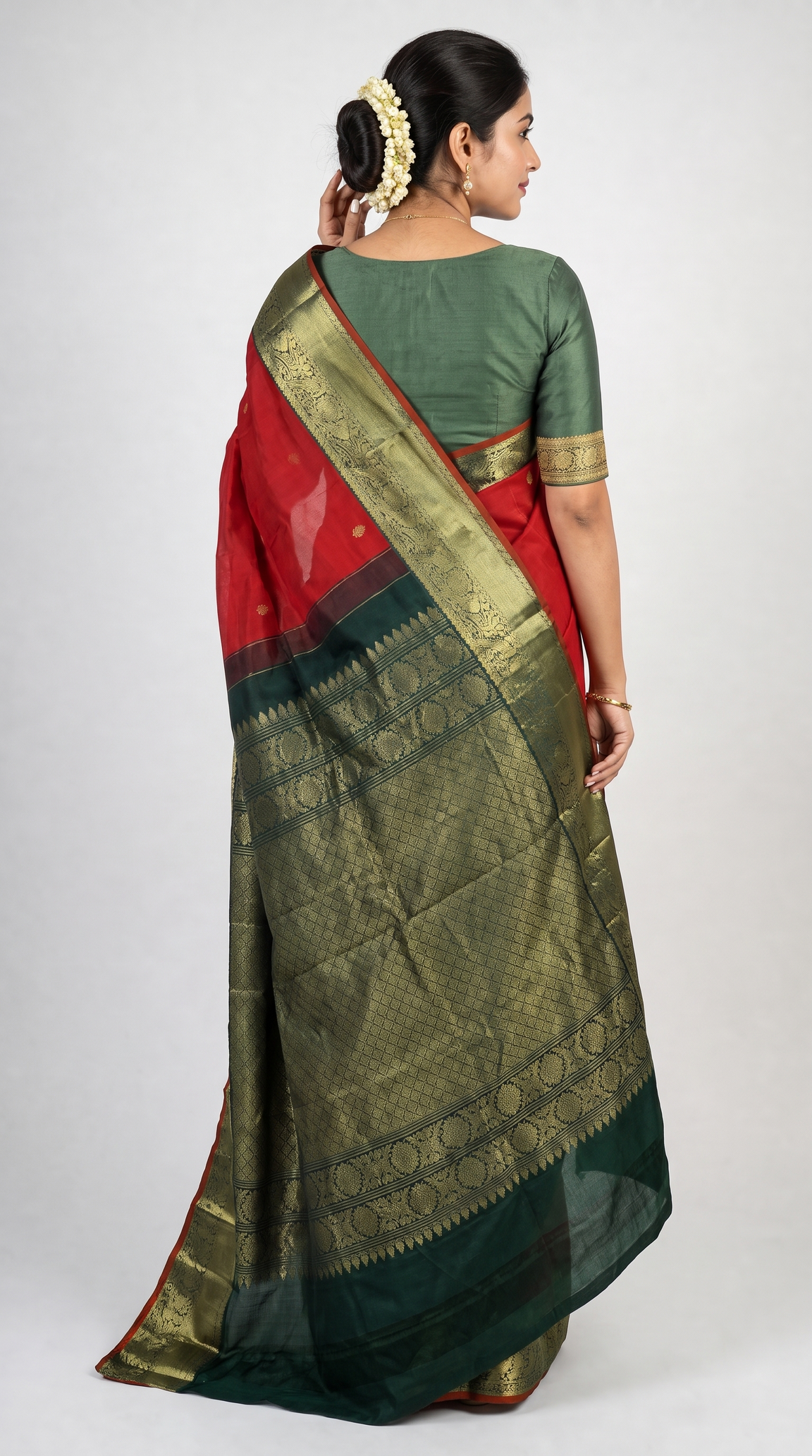 AL213586 - Back View
