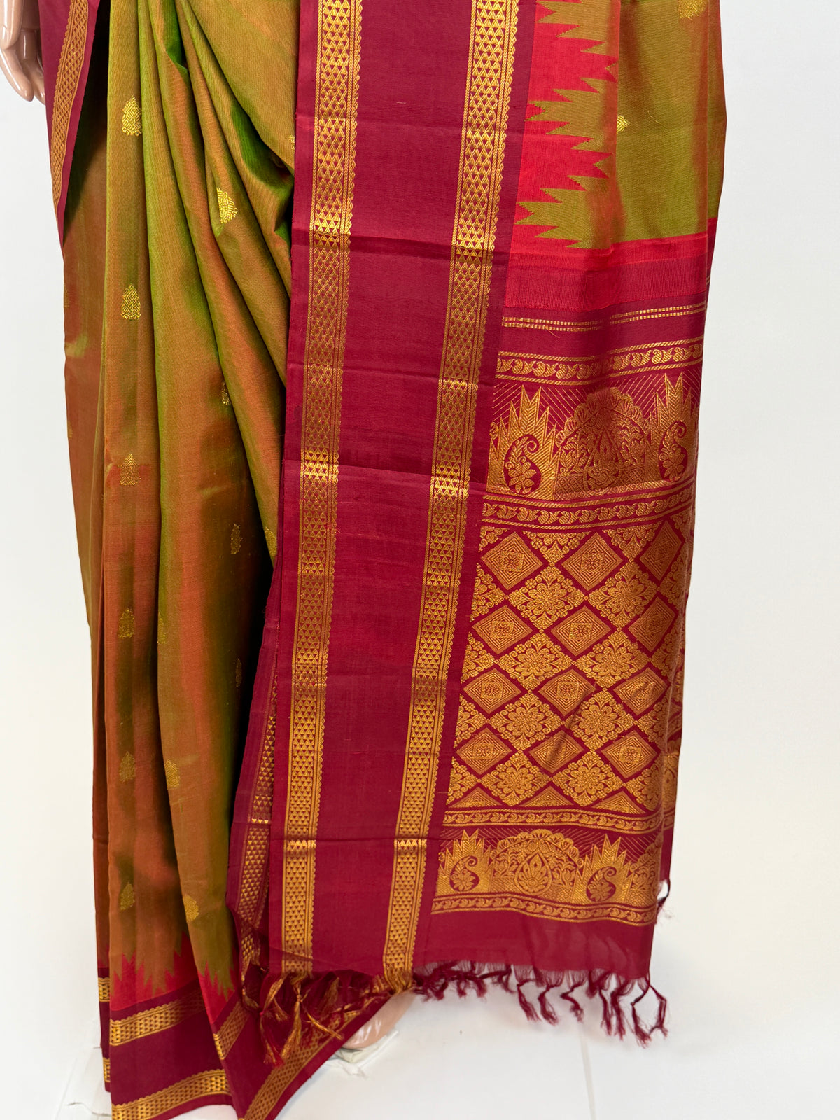 al213615 - pallu image