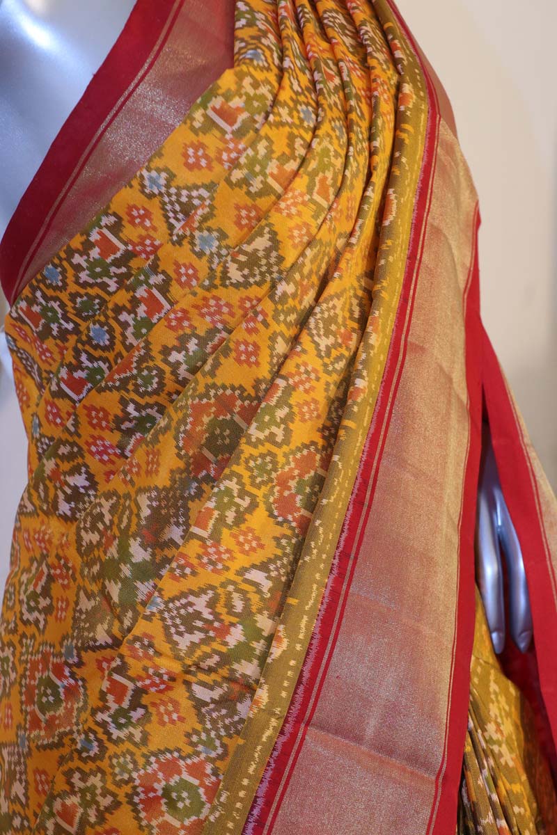 Handloom Ikat Patola Silk Saree AJ201160