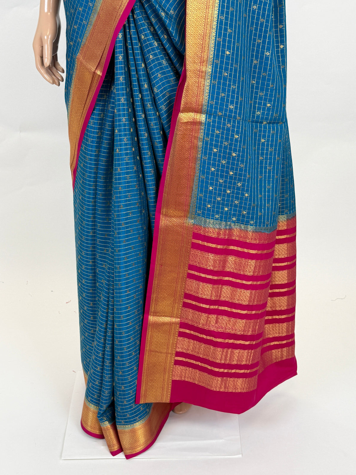 am201096 - pallu image