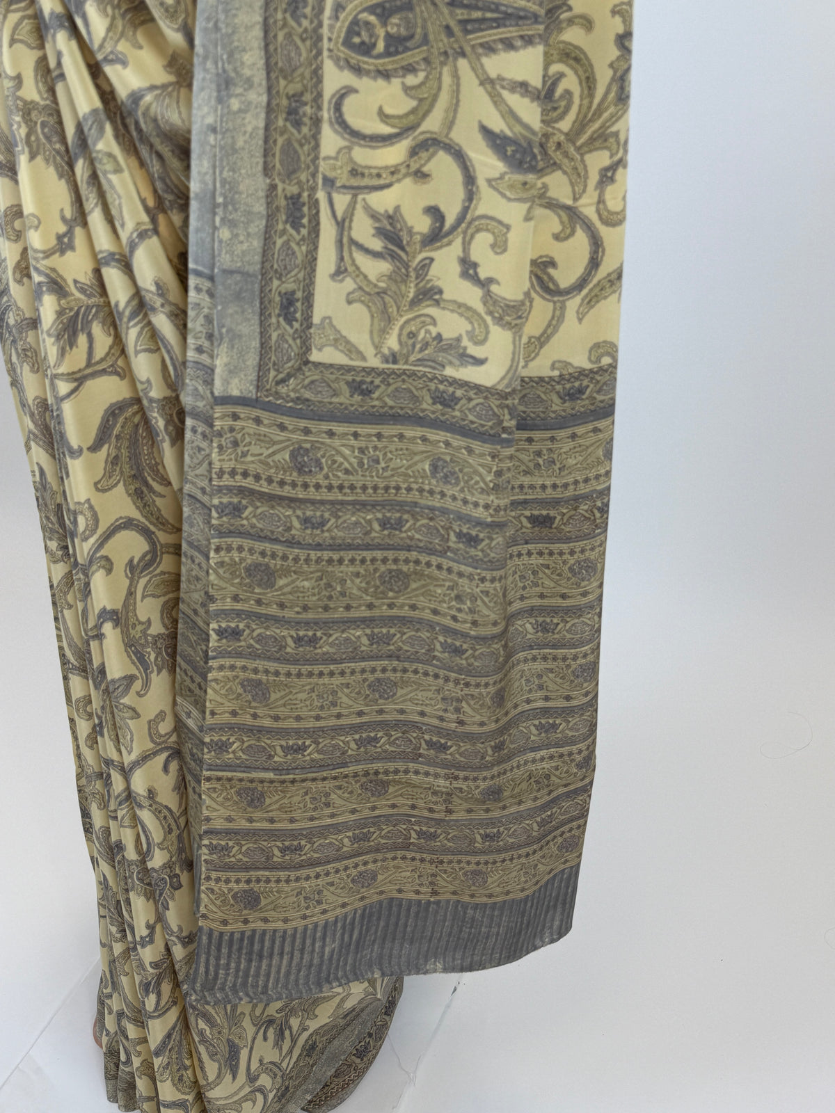 am201860 - pallu image