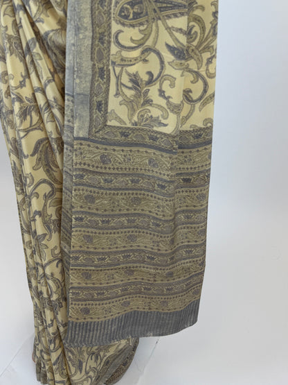 AM201860 - Pallu Image