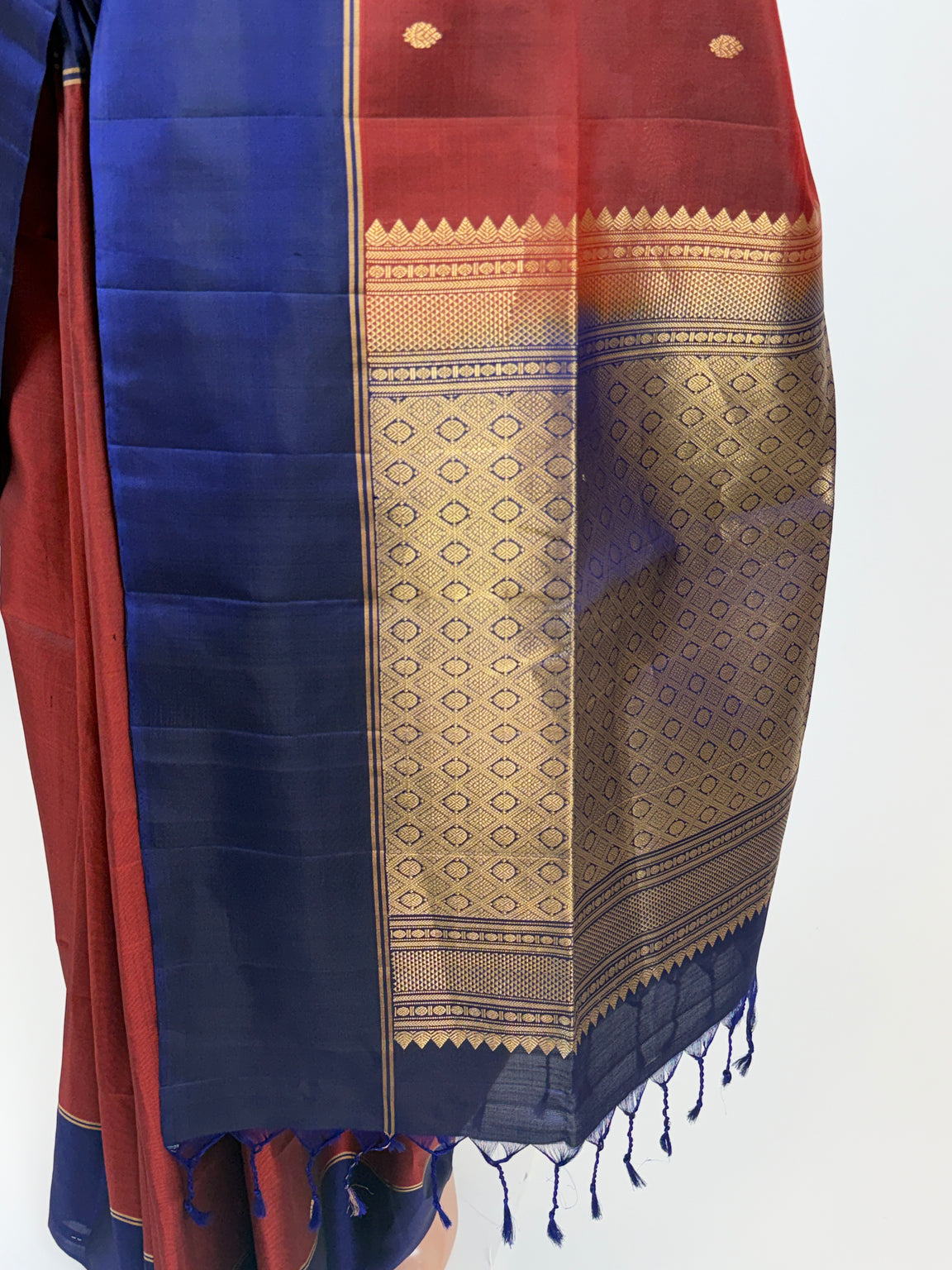 AM201397 - Pallu Image