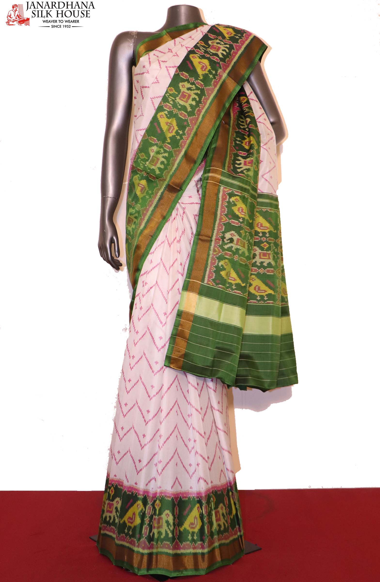 Exclusive Handloom Ikat Patola Silk Saree AI214267