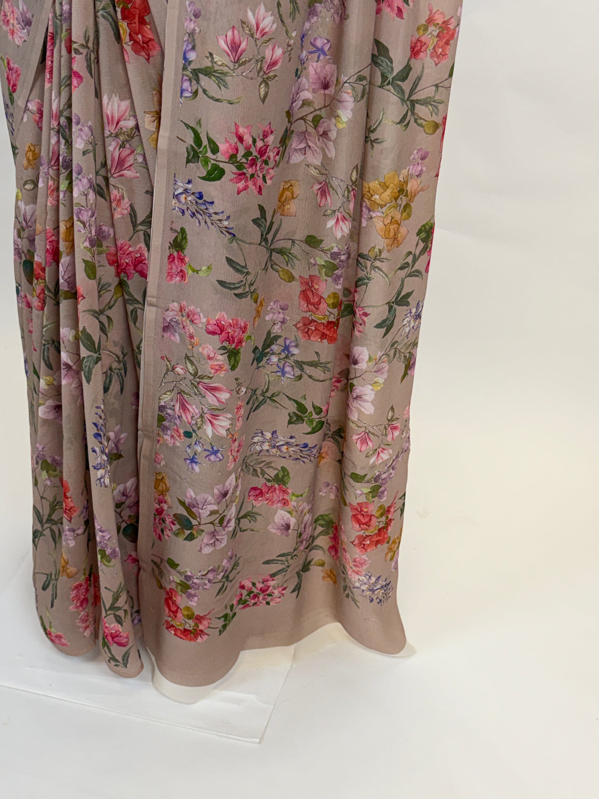 ak204300 - pallu image