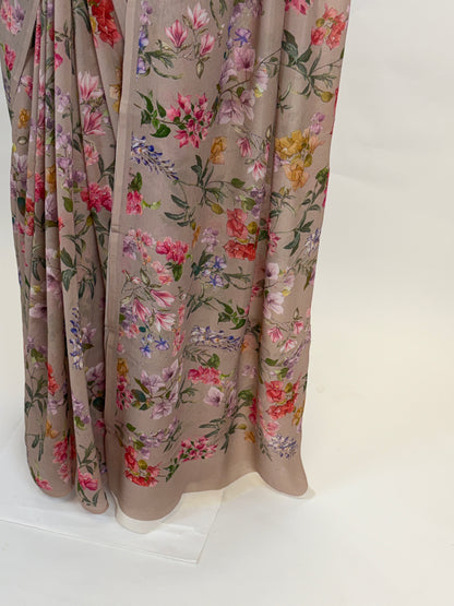 AK204300 - Pallu Image