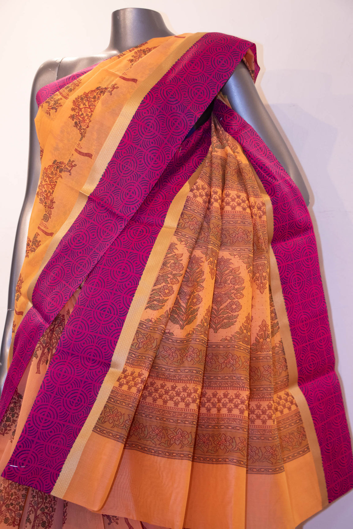 Printed Pure Cotton Saree AE203889