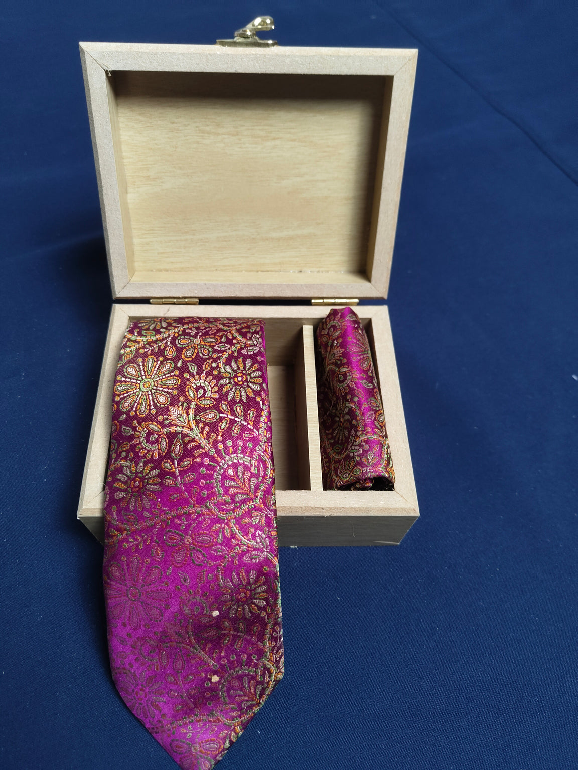 Silk Tie AM201218 - Tie Image