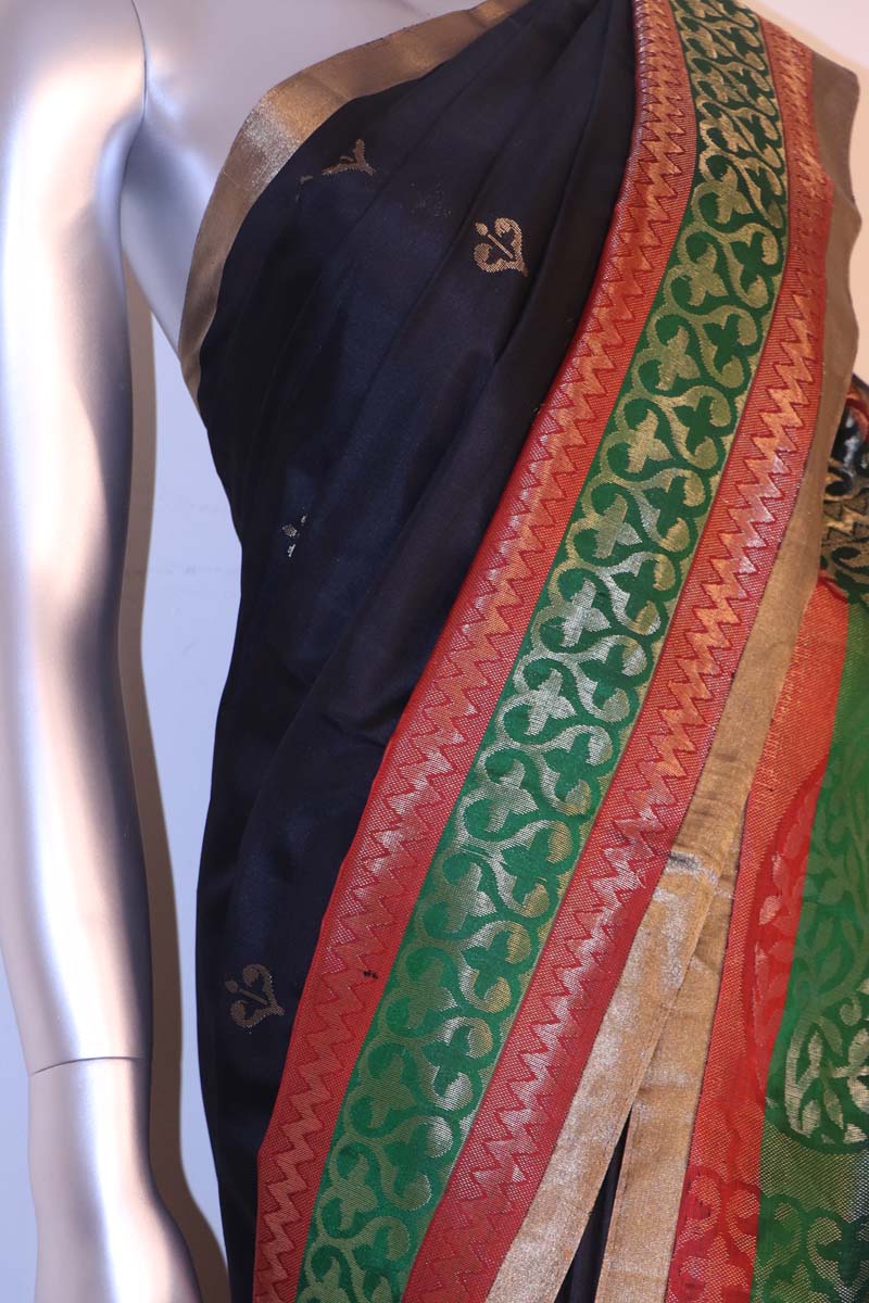 Designer Black Handloom Soft Silk Saree AH200130