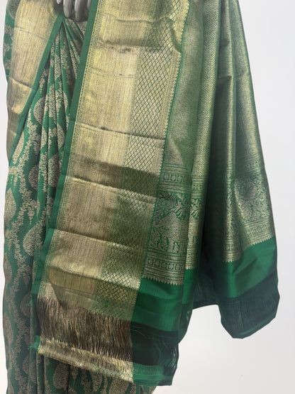 AL210915 - Pallu Image