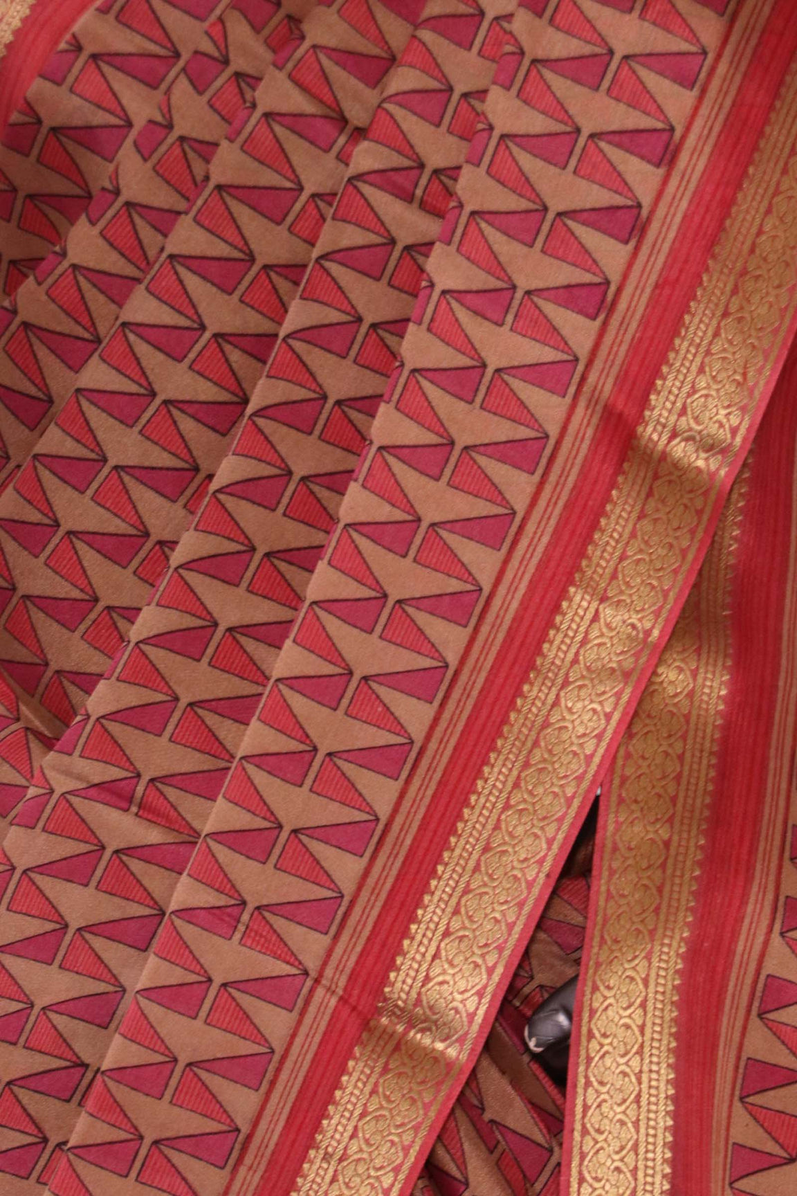 Pure Floral Zari Crepe Silk Saree AL206148