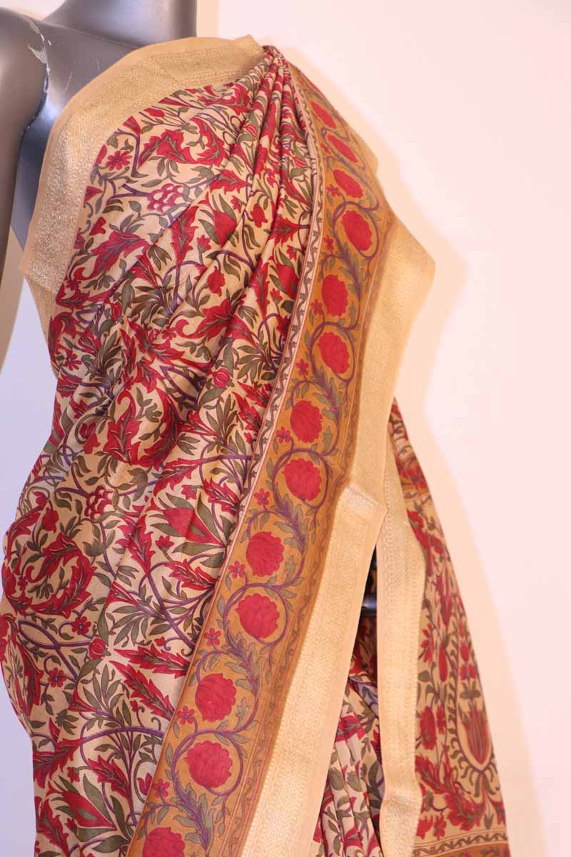 Floral Printed Pure Cotton Saree AI208367