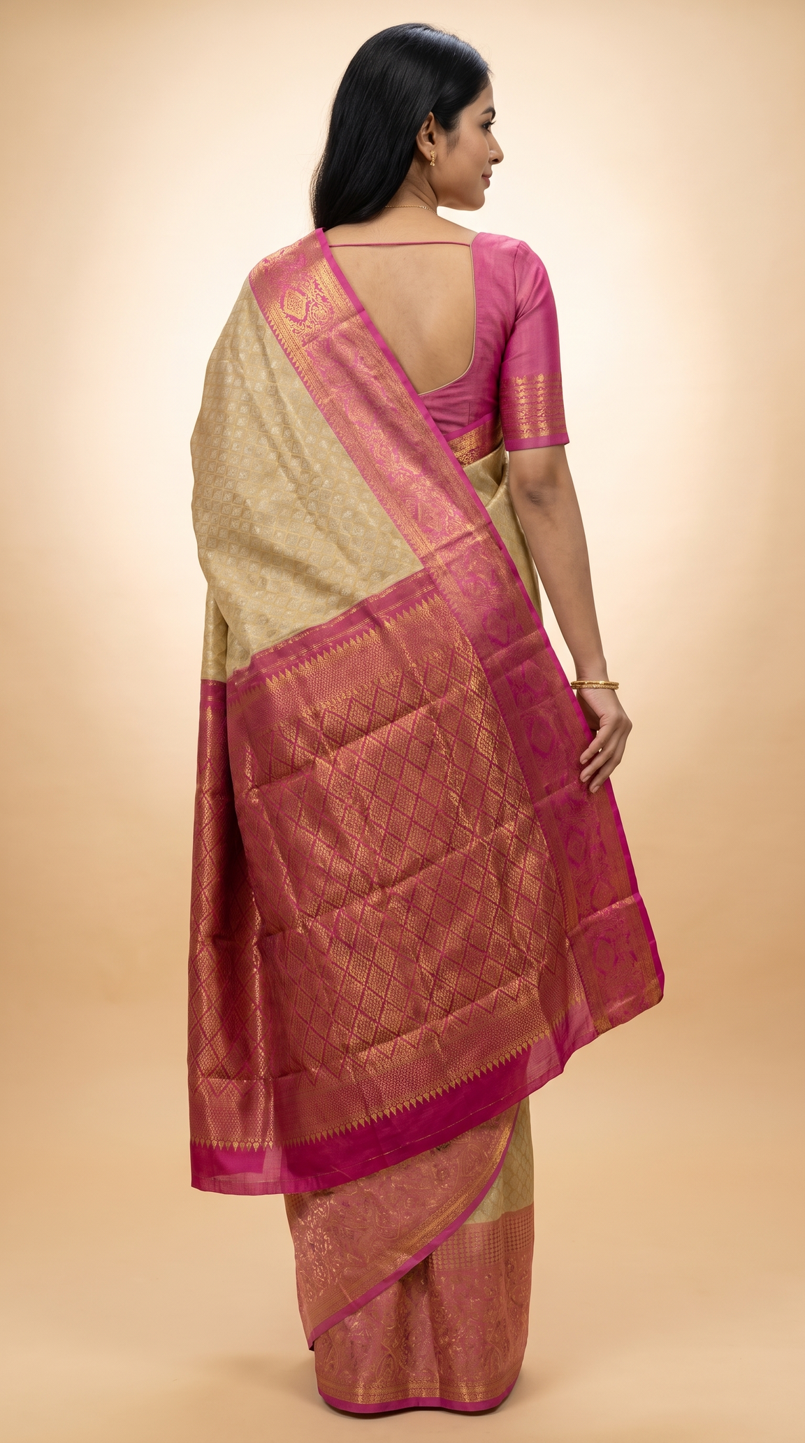 AL213889 - Back View