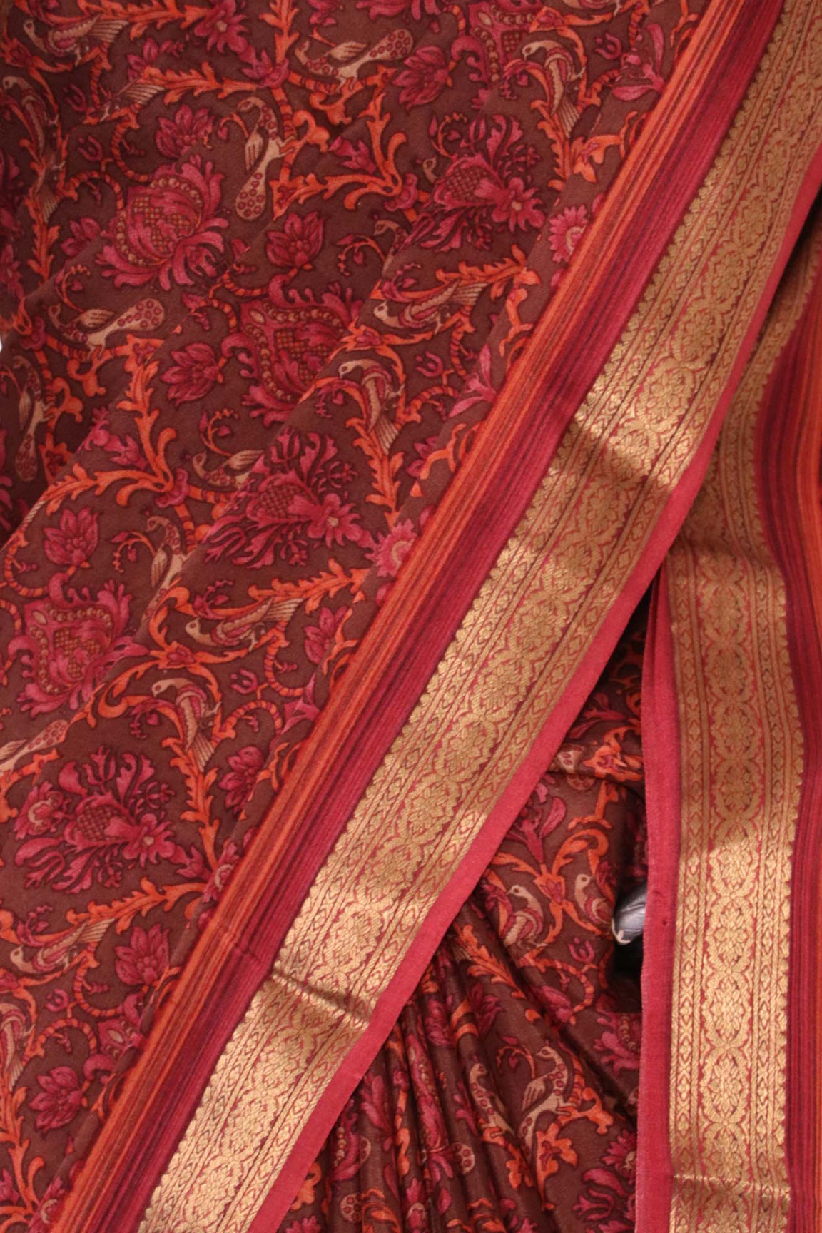Pure Floral Zari Crepe Silk Saree AL206172