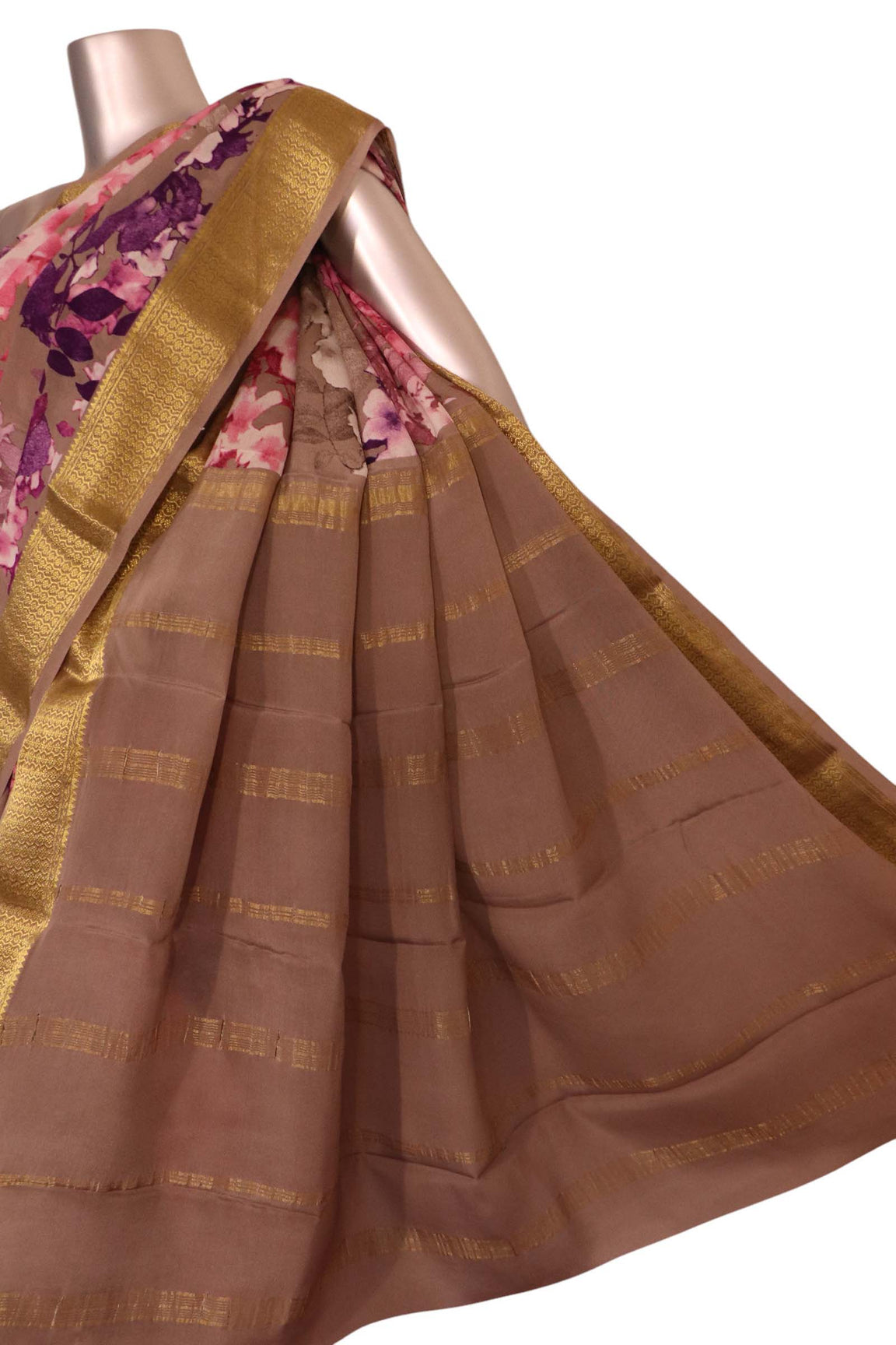 Pure Floral Zari Crepe Silk Saree AK208186